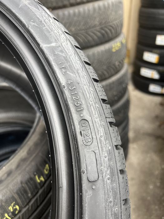 245 35 20 Nokian SnowProof P / Vulcanizare Non Stop