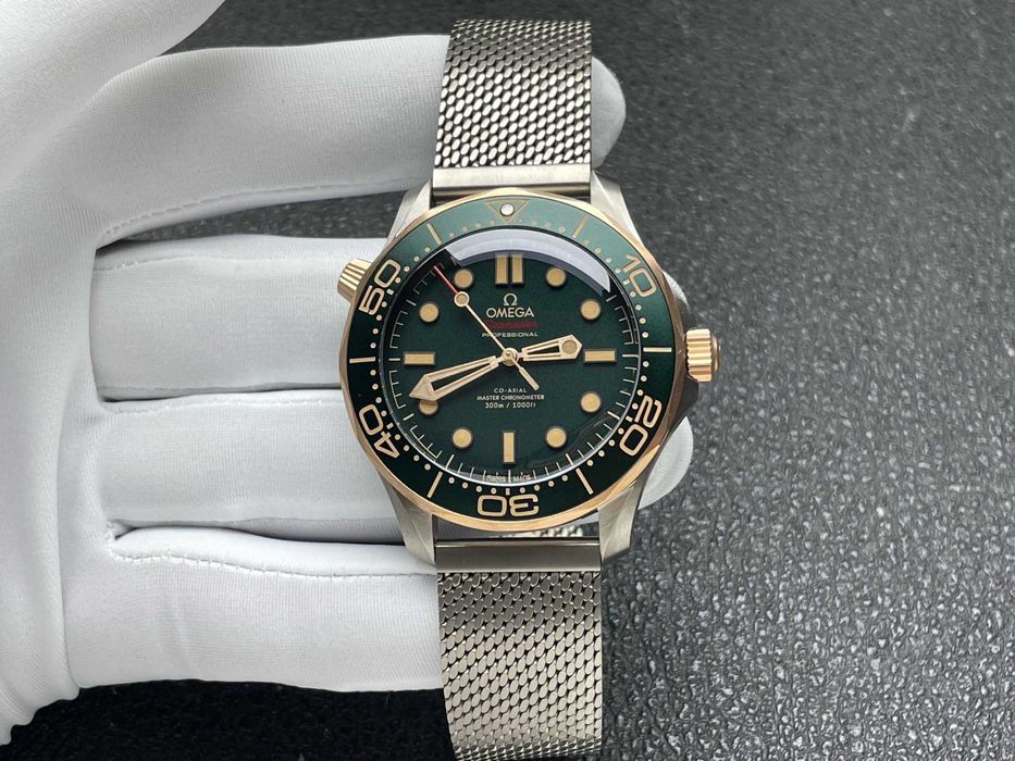 Omega seamaster diver 300m titanium NEW
