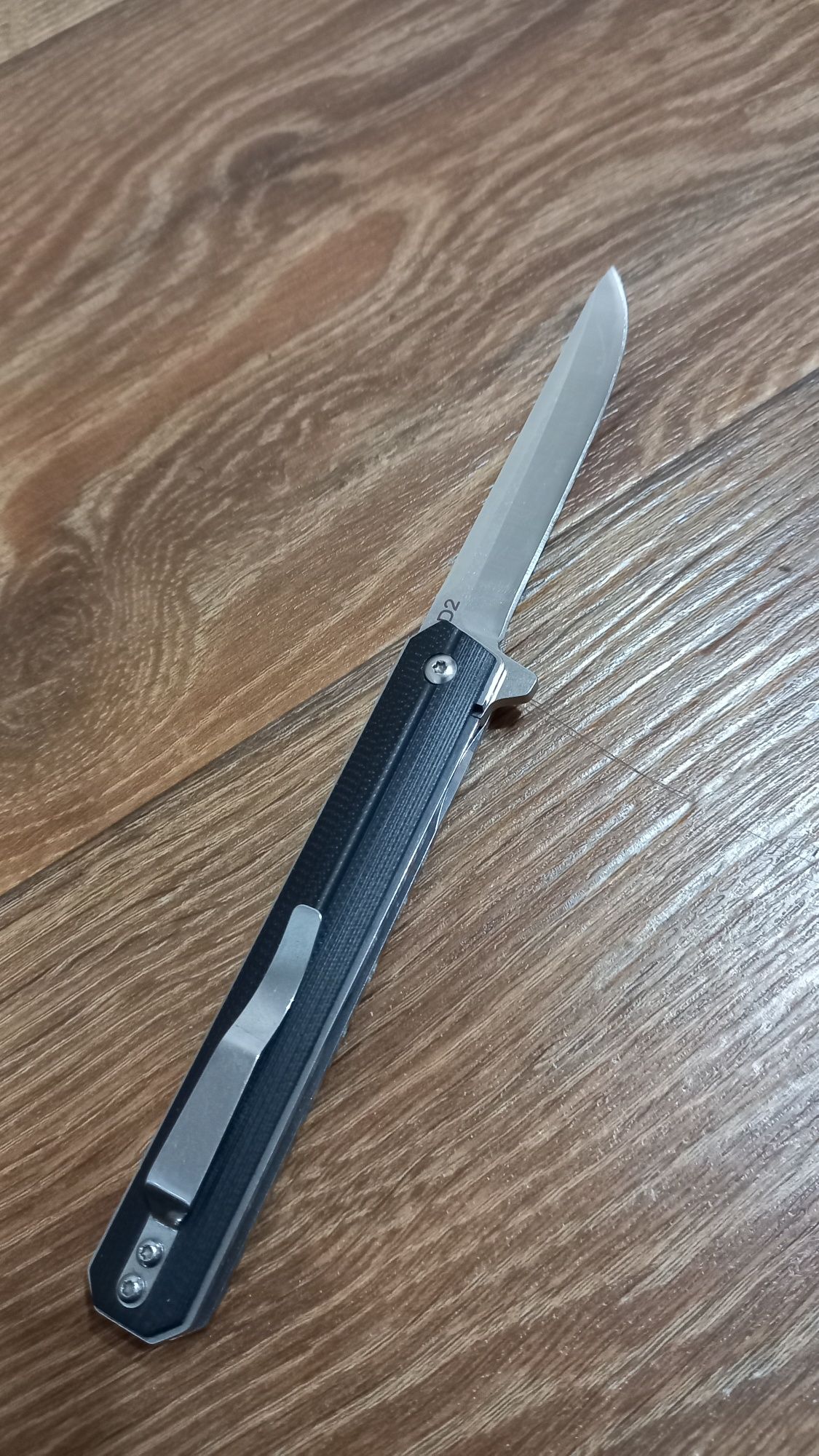 Нож складной, D2