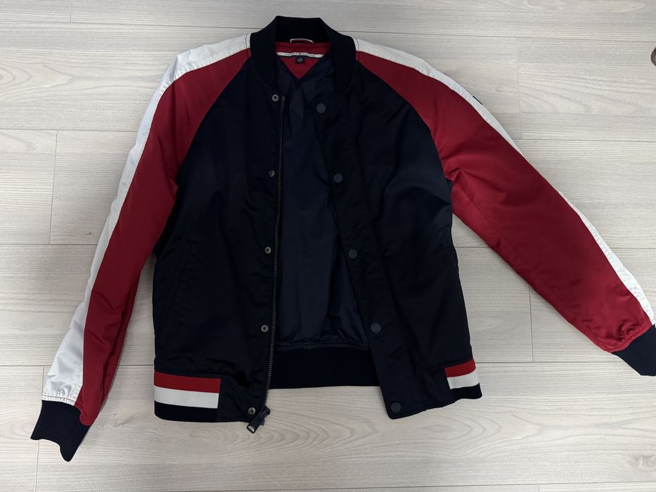 Бомбер/ветровка tommy hilfiger оригинал