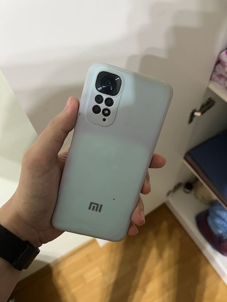Смартфон Redmi note 11