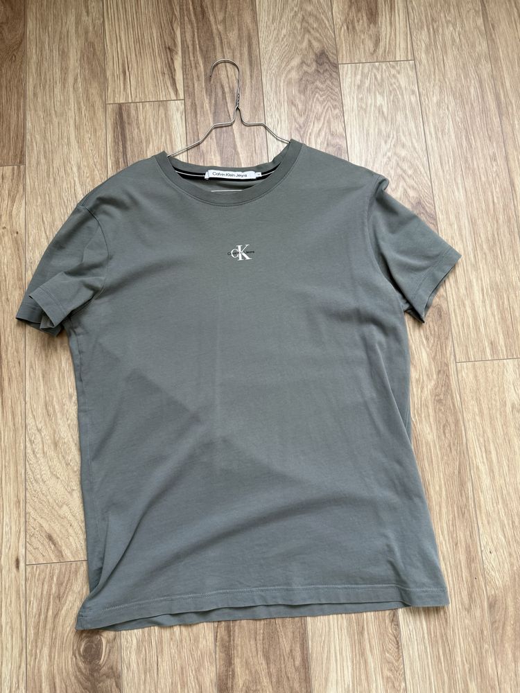 Тениски маркови Polo, Calvin, Guess