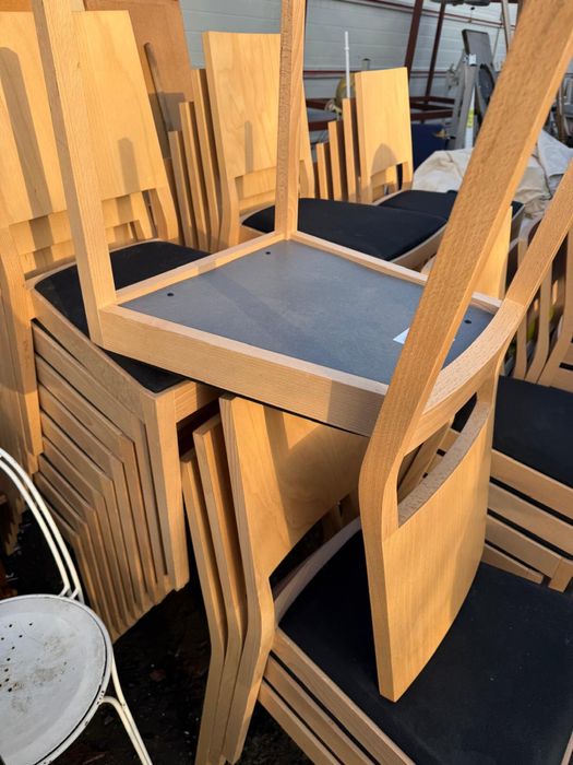 Scaune originale TON (Thonet) - lemn masiv, horeca - Stivuibile - 40