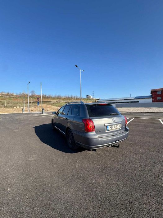 Toyota Avensis T25 2.0 D4D