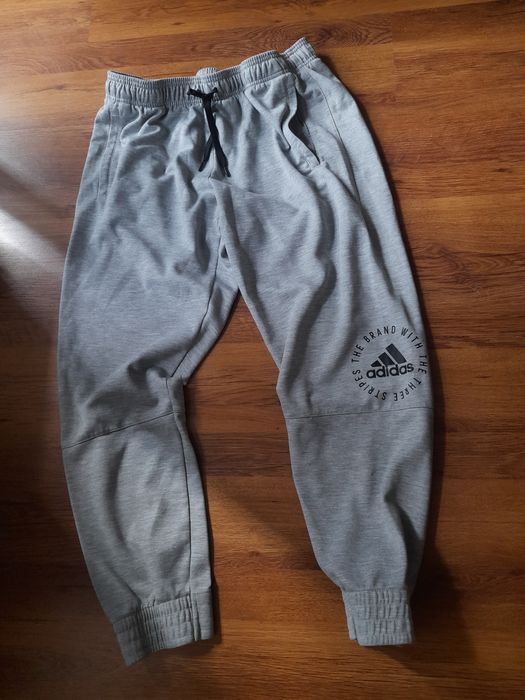 Adidas мъжко долнище XL размер.