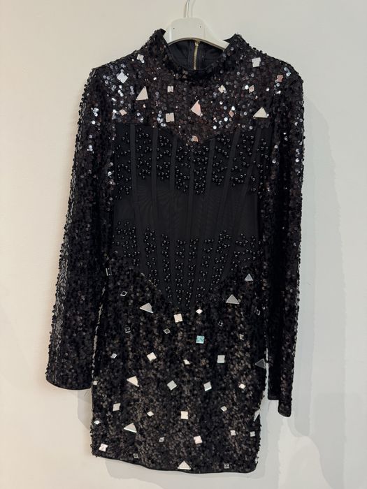 Нова рокля с пайети