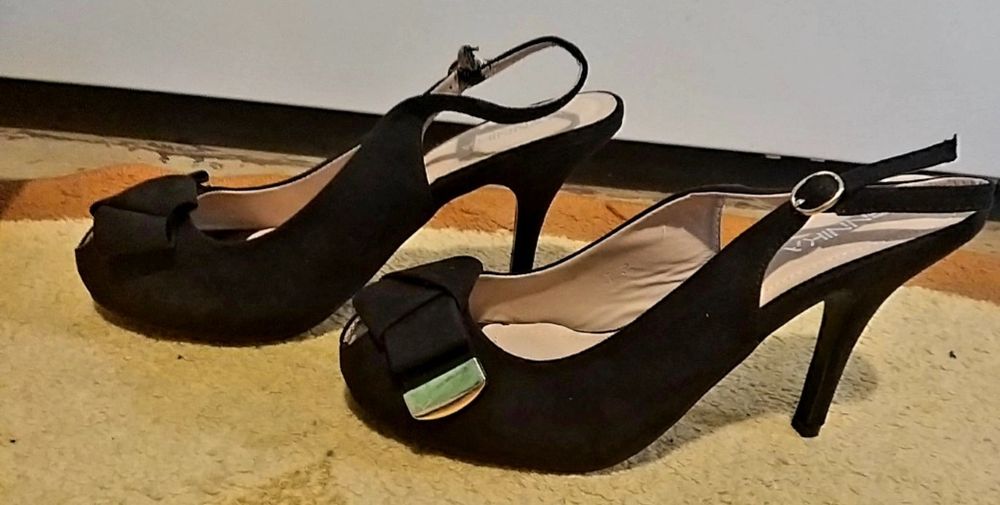 Sandale Jennika nr 39