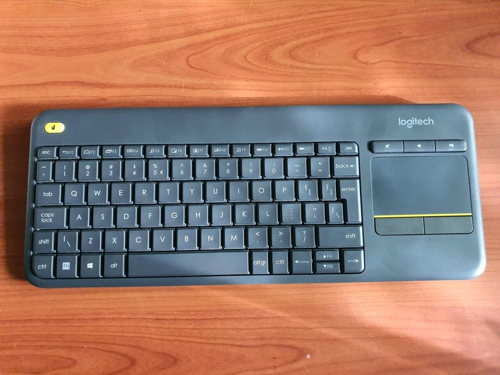 Tastatura wireless Logitech K400 plus