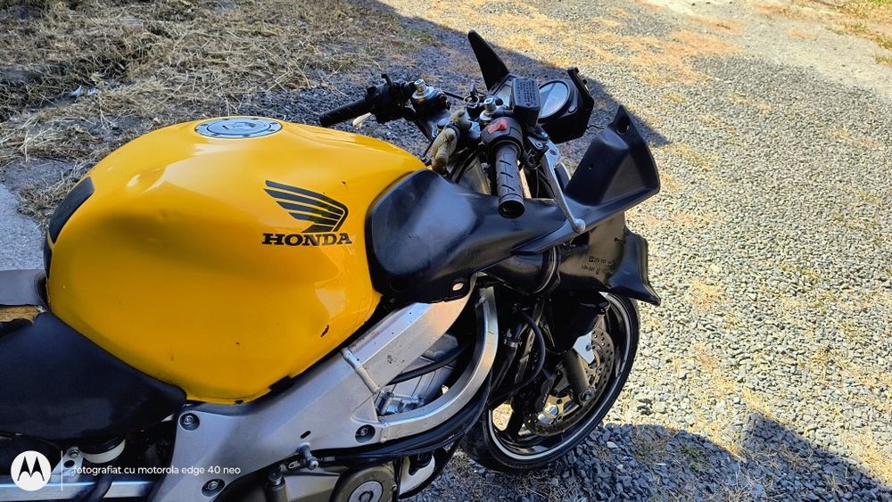 Vând HONDA CBR 600
