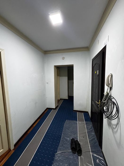 Комната ижарага берилади.