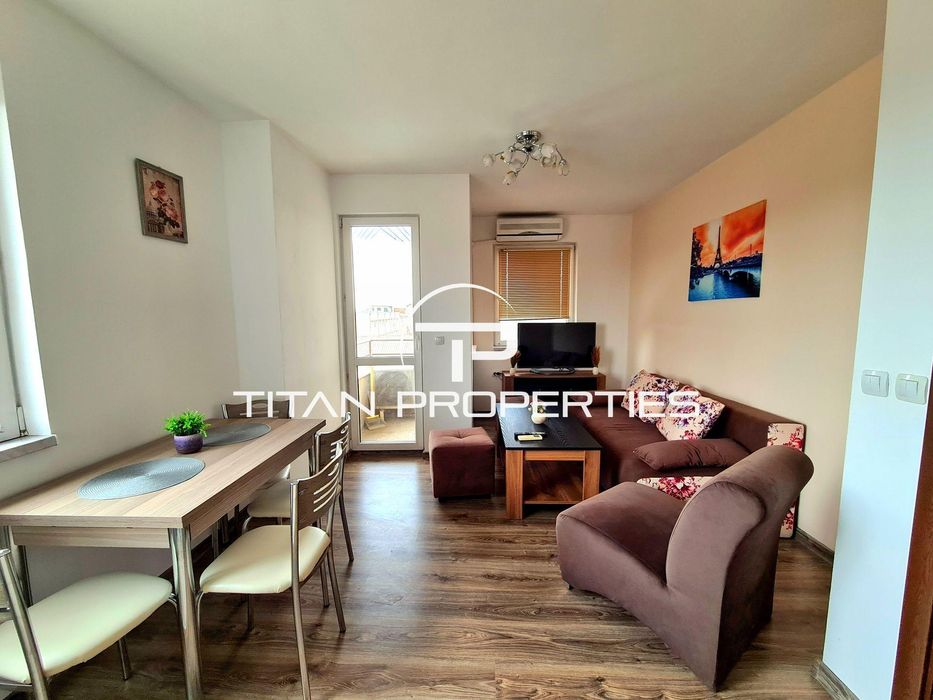 Тристаен апартамент в кв. Кючук Париж