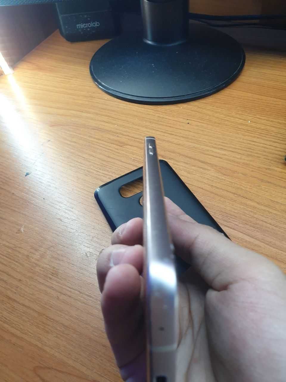 LG G6 ThinQ 64GB Snabdragon 821 срочно!!