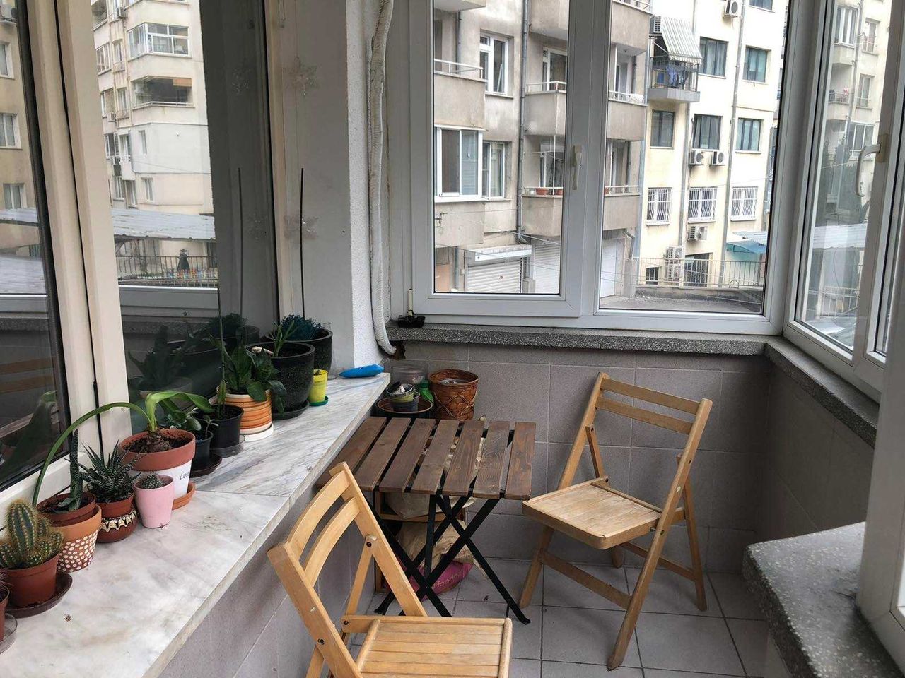 Дава се под наем Тристаен апартамент в София, Стрелбище - 76 кв.м за 612 € - Снимка #2
