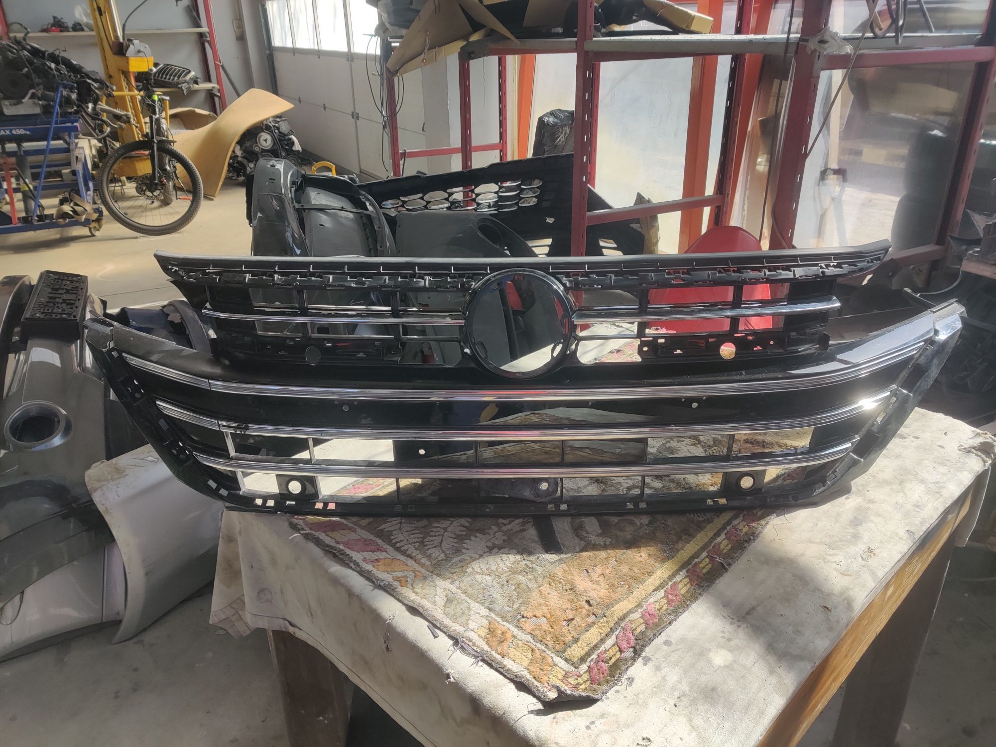 Предна Решетка  Оригинална за  Volkswagen ARTEON 3G8 LIFT R 2020 г