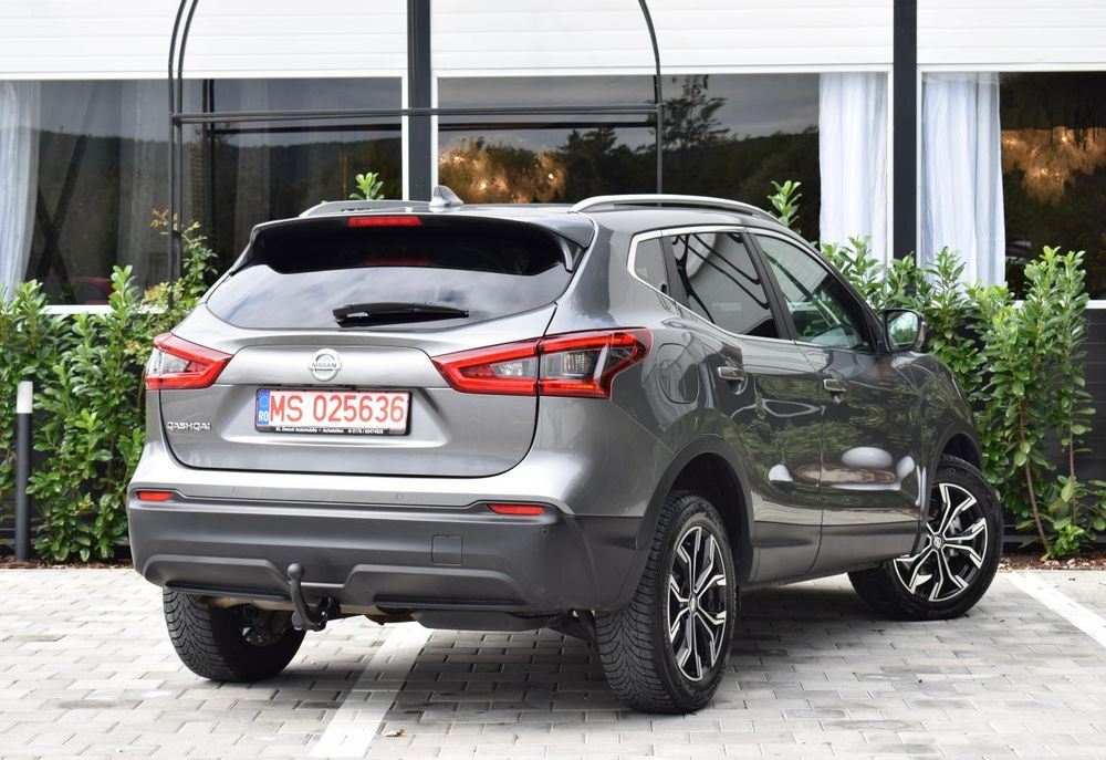 Nissan Qashqai |Tekna|4x4|Navi|Panoramic|Led|Euro6