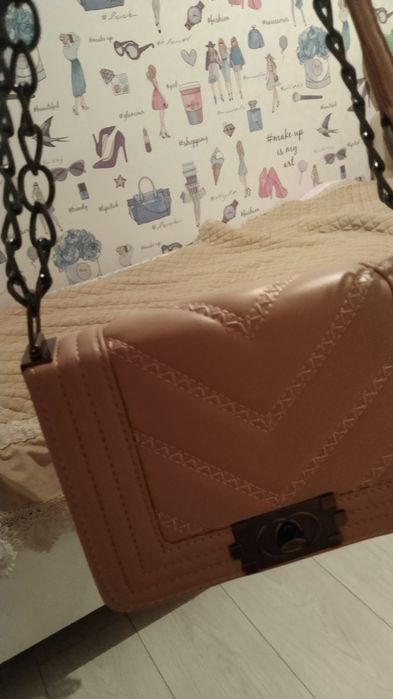 Сумка очень удобная и хорошая