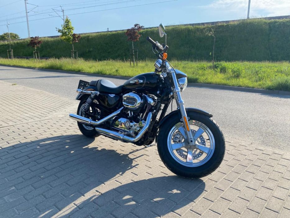 HARLEY DAVIDSON Sportster 1200 C