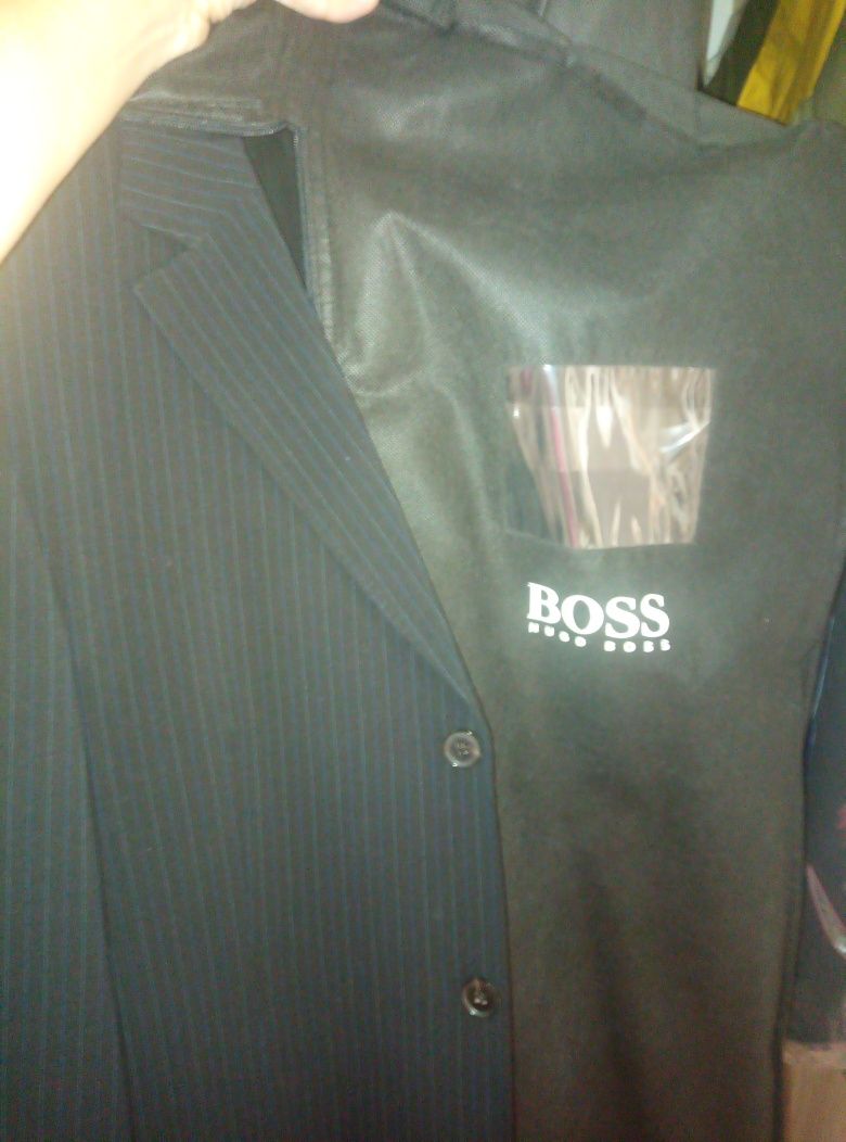 Мужской костюм Hugo Boss, оригинал, качество премиум