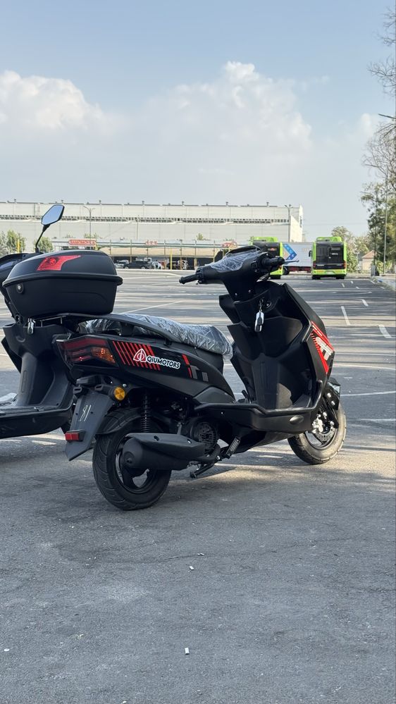 Skuter 150cc italian design