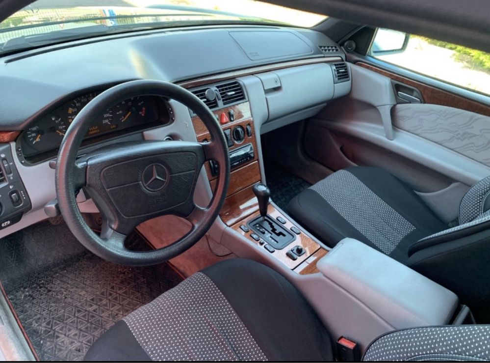 Mercedes e290 220 w210