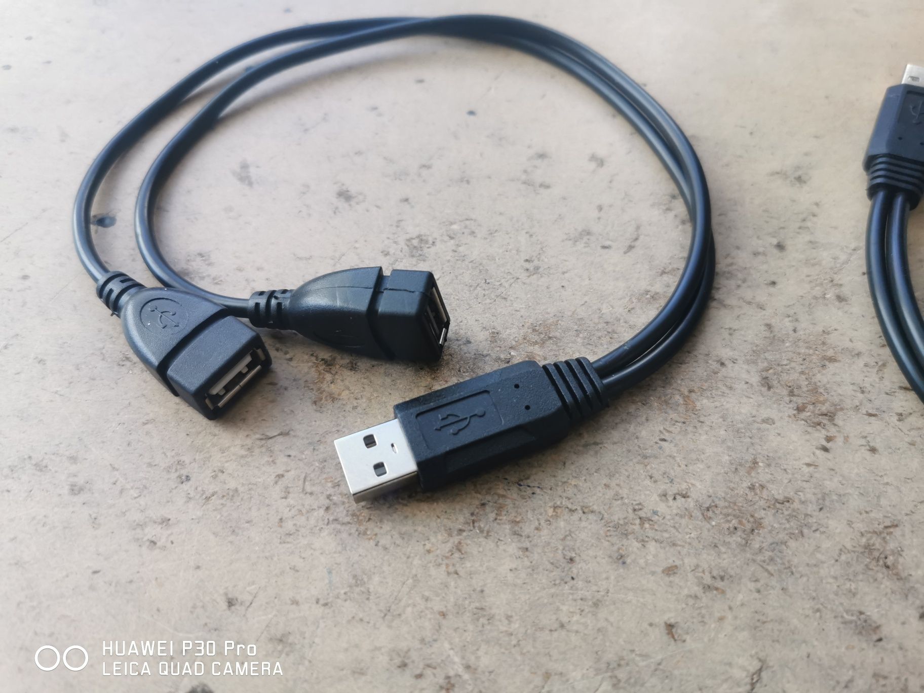 USB 2.0 hub +charging  ново