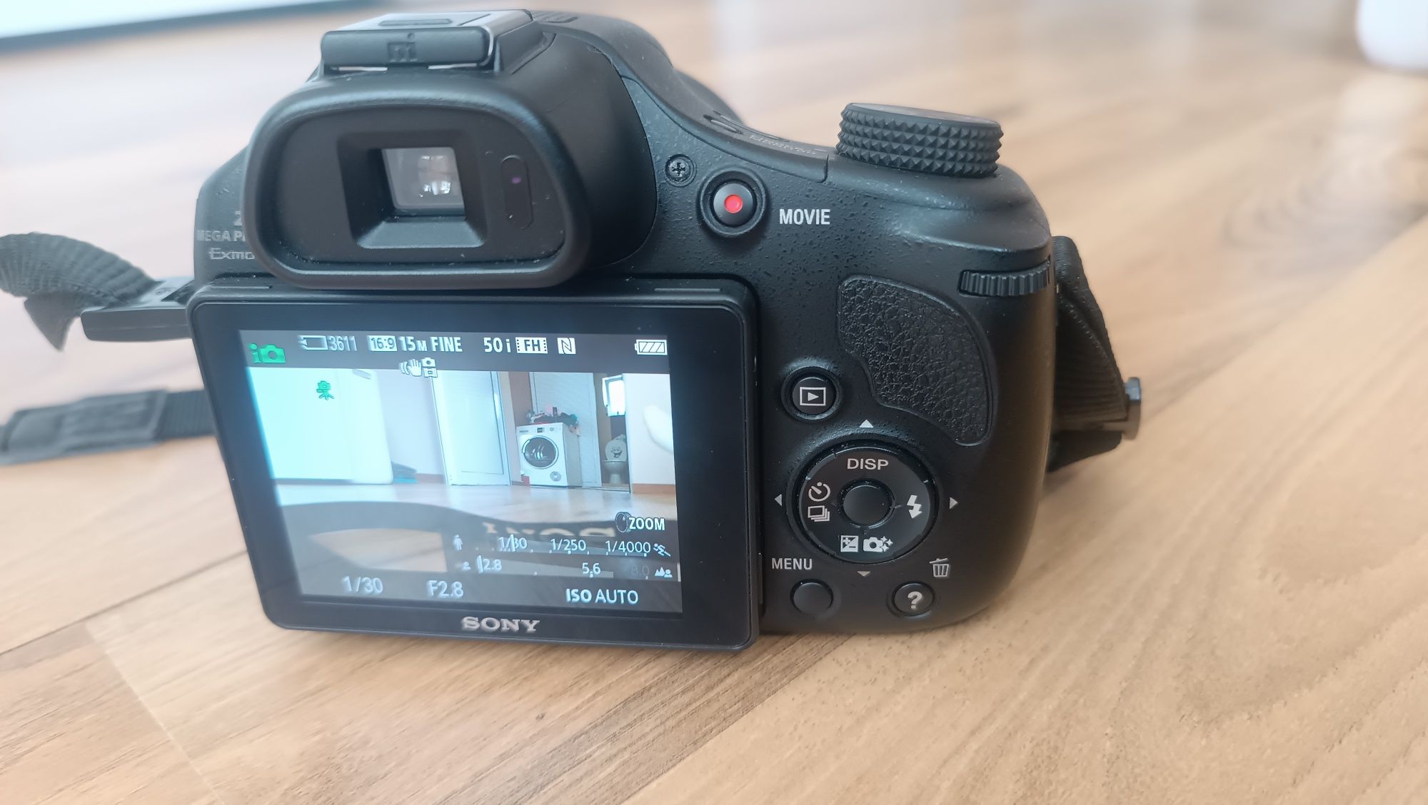 Фотоапарат Sony -