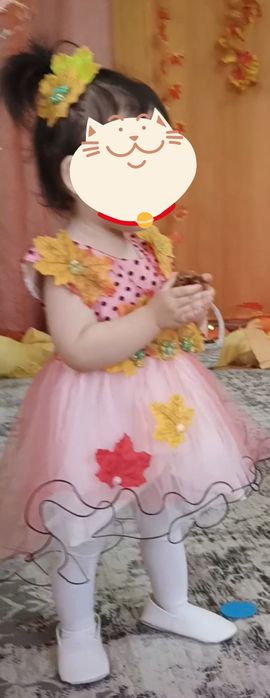 Продам платье с листьями детское 1-2 годика