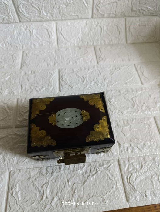 Старинно ковчеже за бижута