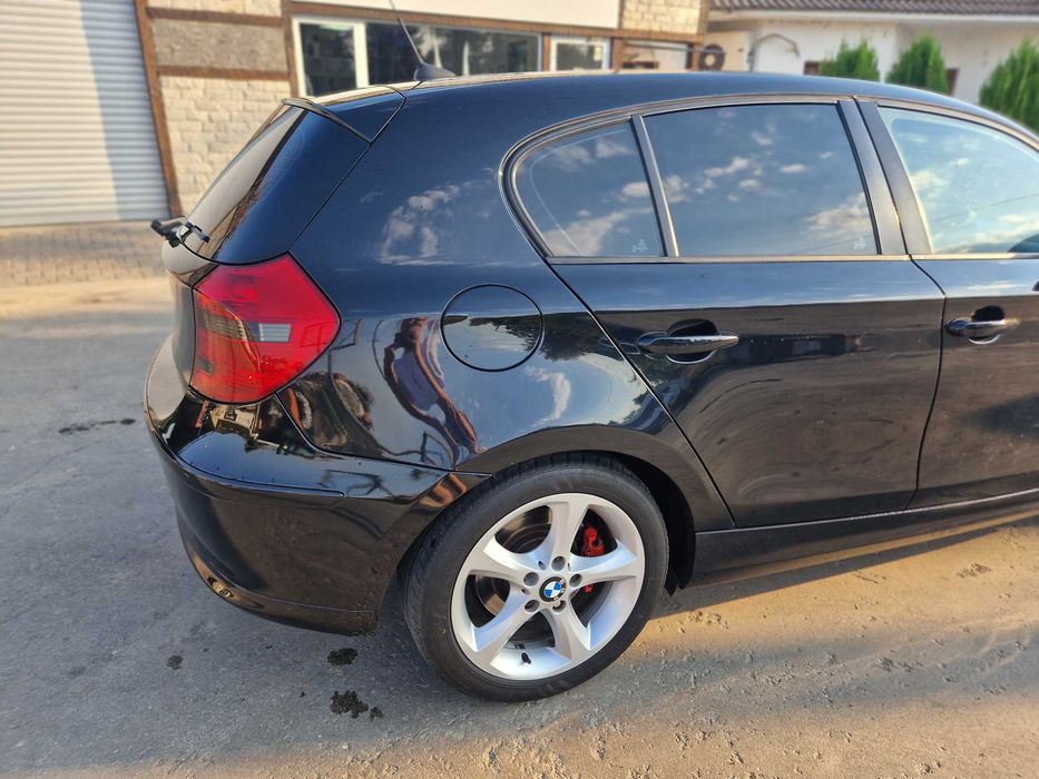 BMW 118 2.D 2009г