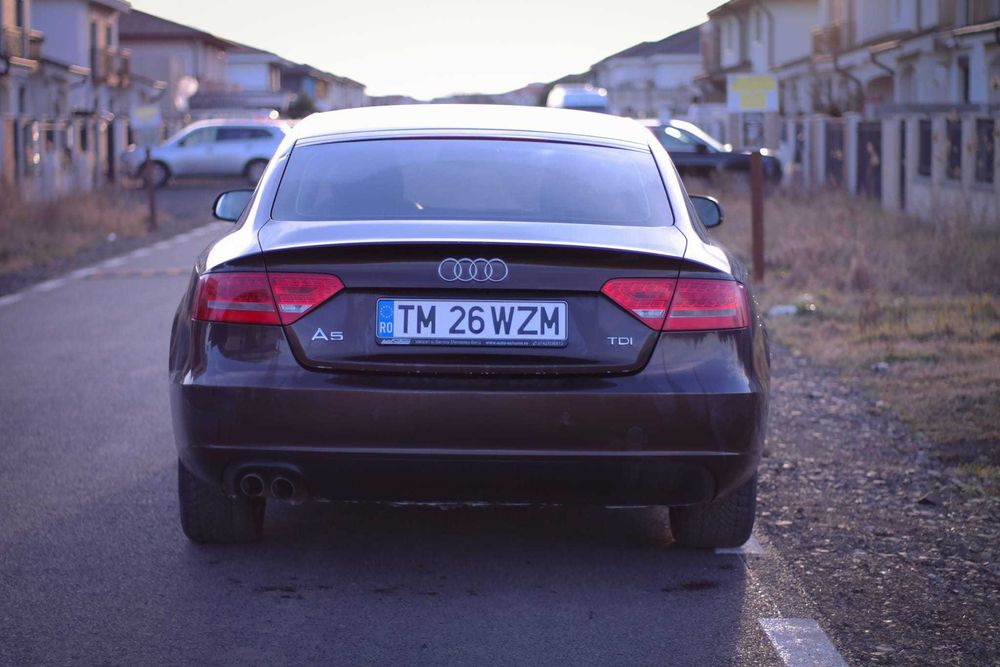 Audi A5 Sportback 2.0 TDI ,  155.800km.Distributie schimbata.Urgent