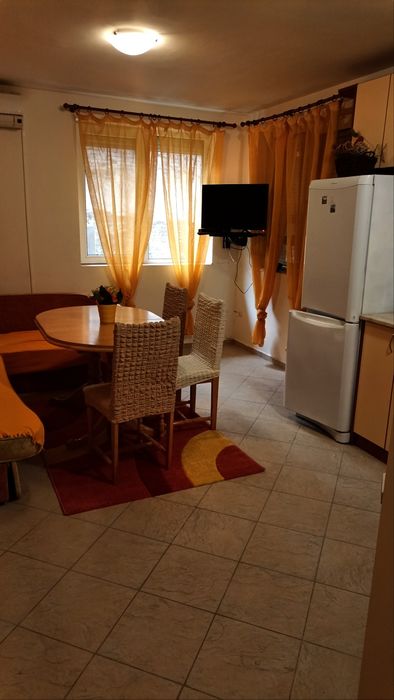 Дава се под наем Двустаен апартамент в Варна, Център - 60 кв.м за 612 € - Снимка #8