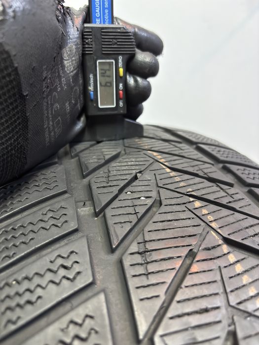 225/50R18 99V Vredestein iarna stare foarte buna