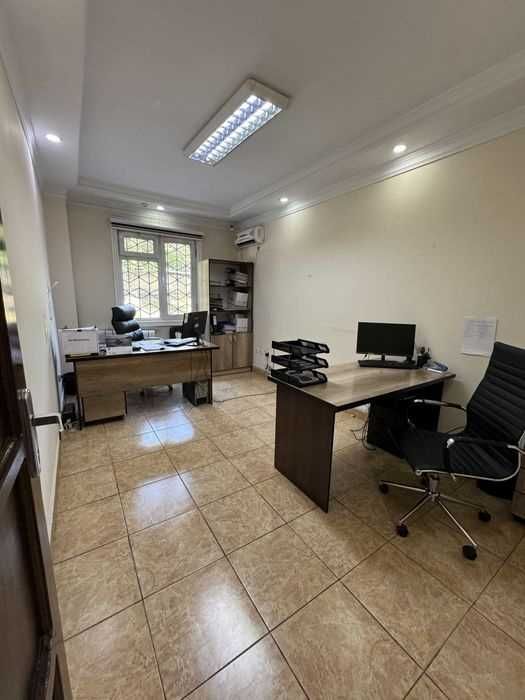 Сдаётся нежилое помещение 175м², 1 линия, М. Горький, 2900$