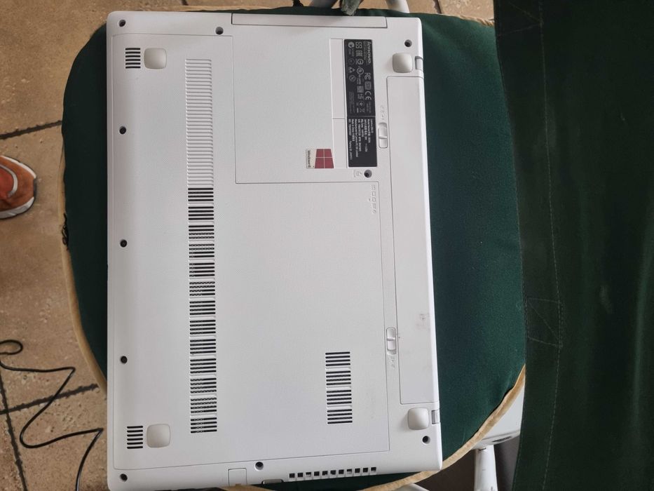 Laptop LENOVO Z50