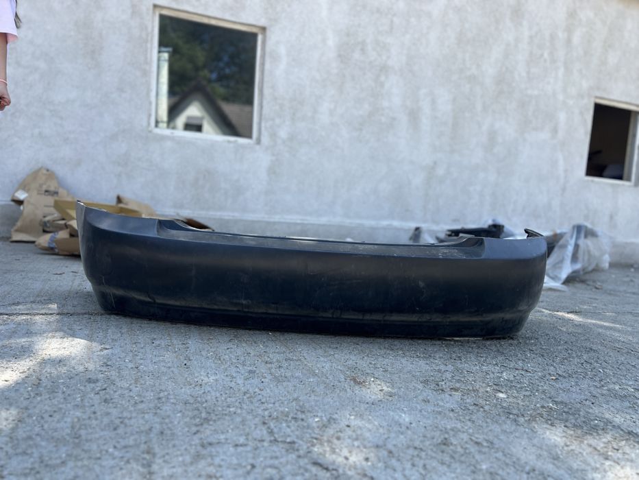 Bara spate Nissan Sentra, model 2000-2003.