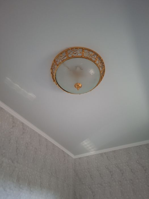 Люстра большая. 2 штуки.