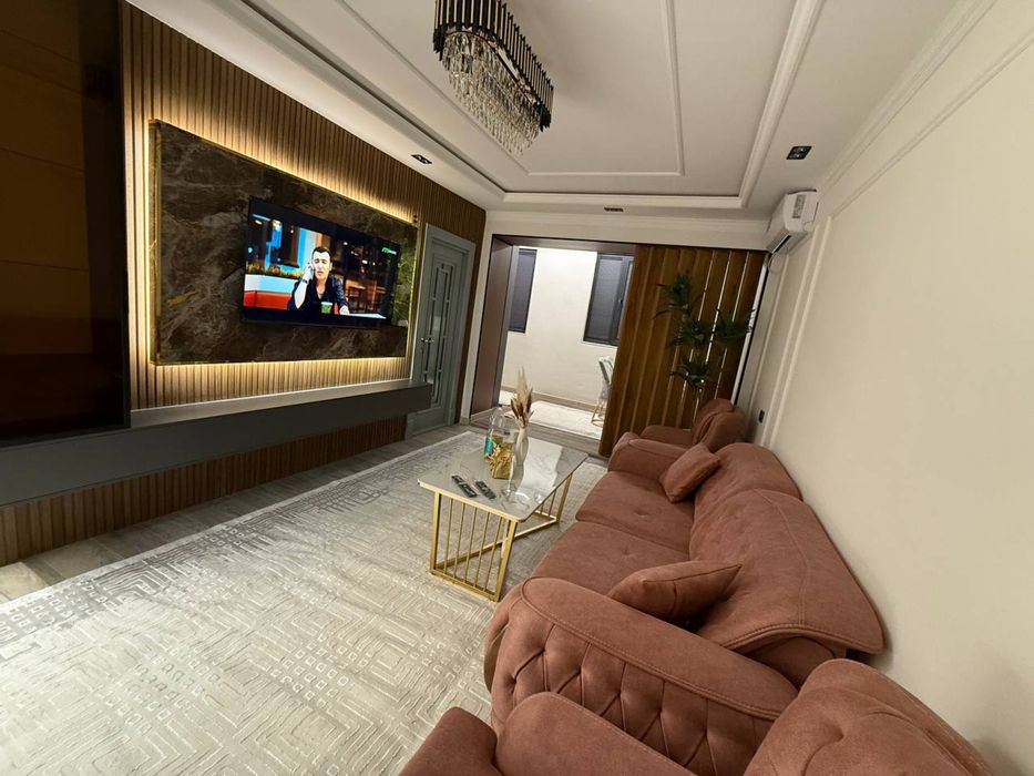 Продаётся 2 комнатная квартира переделанний на 3