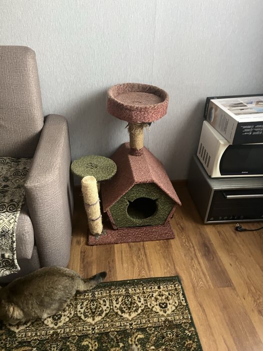 Домик для кошки когтеточка