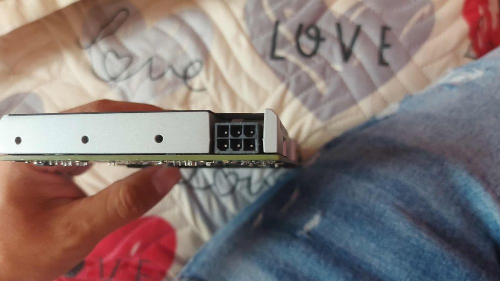 Nvidia QUADRO 4000 2GB