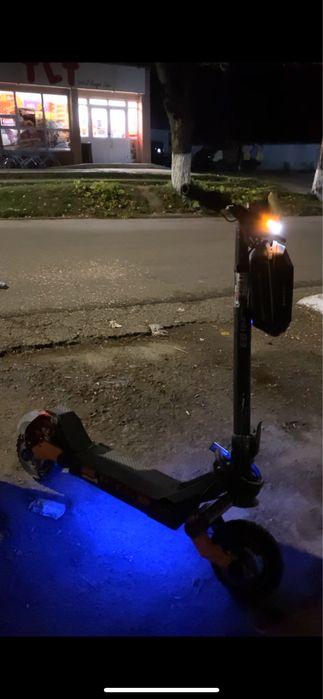 Vand sau schimb cu atv cross trotineta elecrica kukinrin G3,