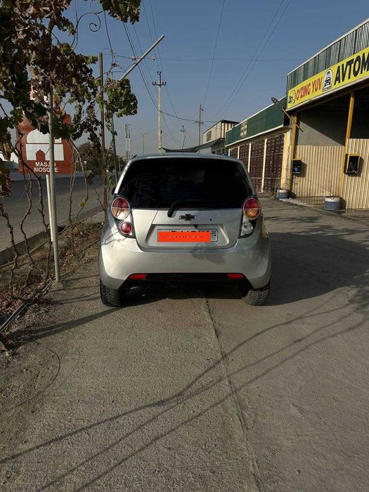 Chevrolet Spark sotiladi