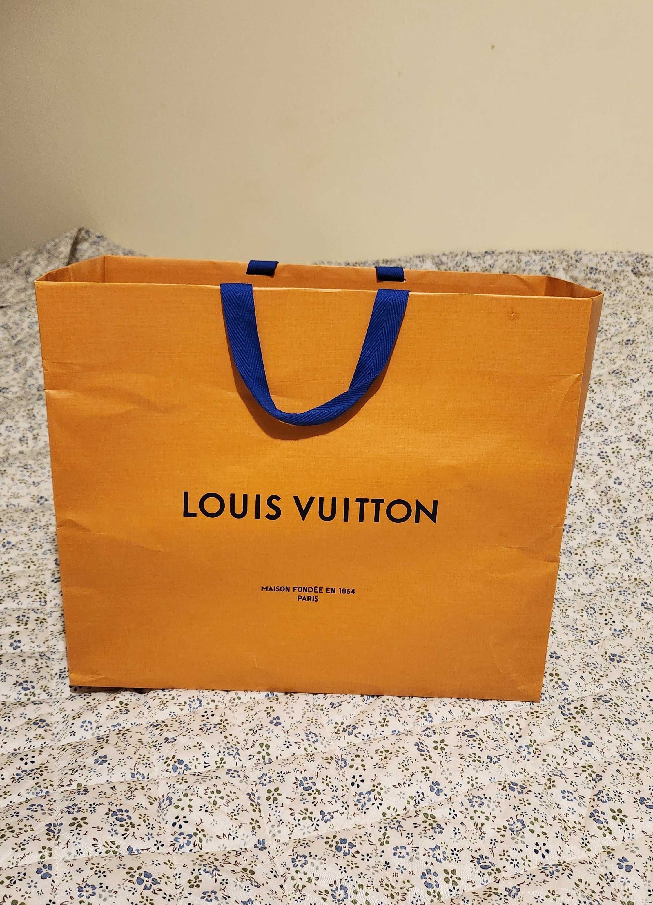 Маркови хартиени торбички Tommy Hilfiger Louis Vuitton Swarovski