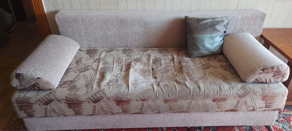 Отдам диван и шкаф б/у