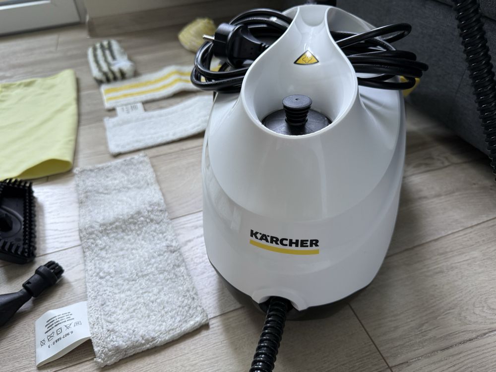 Парочистачка Karcher SC 3 EasyFix + Комплект кърпи за баня