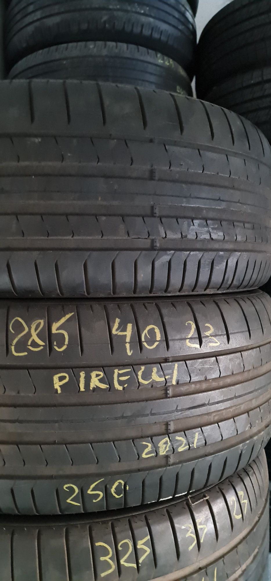 Anvelope Vara 325 35 23 si 285 40 23 Pirelli