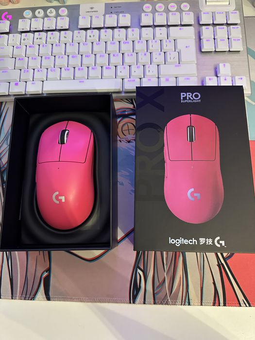 Продам почти новую игровую мышь Logitech Pro Superlight