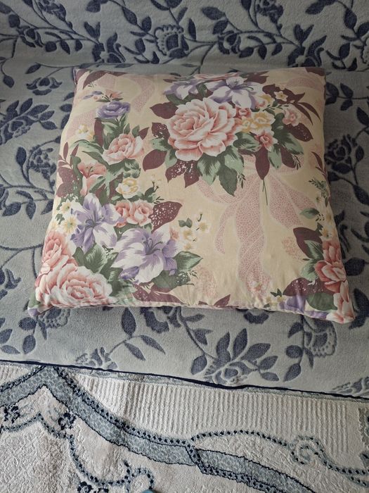 Продам постельное бельё б/у