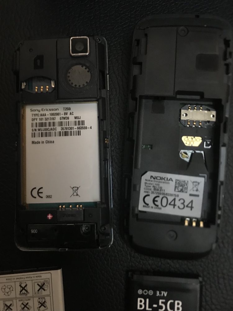 Sony Ericsson T250i telefon mobil cu butoane,retro