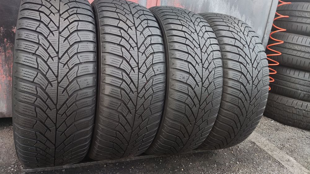 зимни гуми 205/55/16 Kumho Winter Craft WP52, dot22 
dot22
6.8/7mmмм
Д