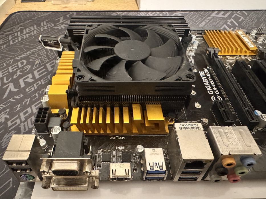 Kit CPU i7-4790K + Placă de bază Gigabyte H97 + 32GB RAM